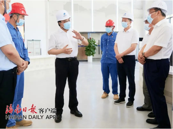 歡迎海南省省委常委，省委副書記，省長馮飛蒞臨馳大幕墻公司承接的洋浦華能幕墻項目視察
